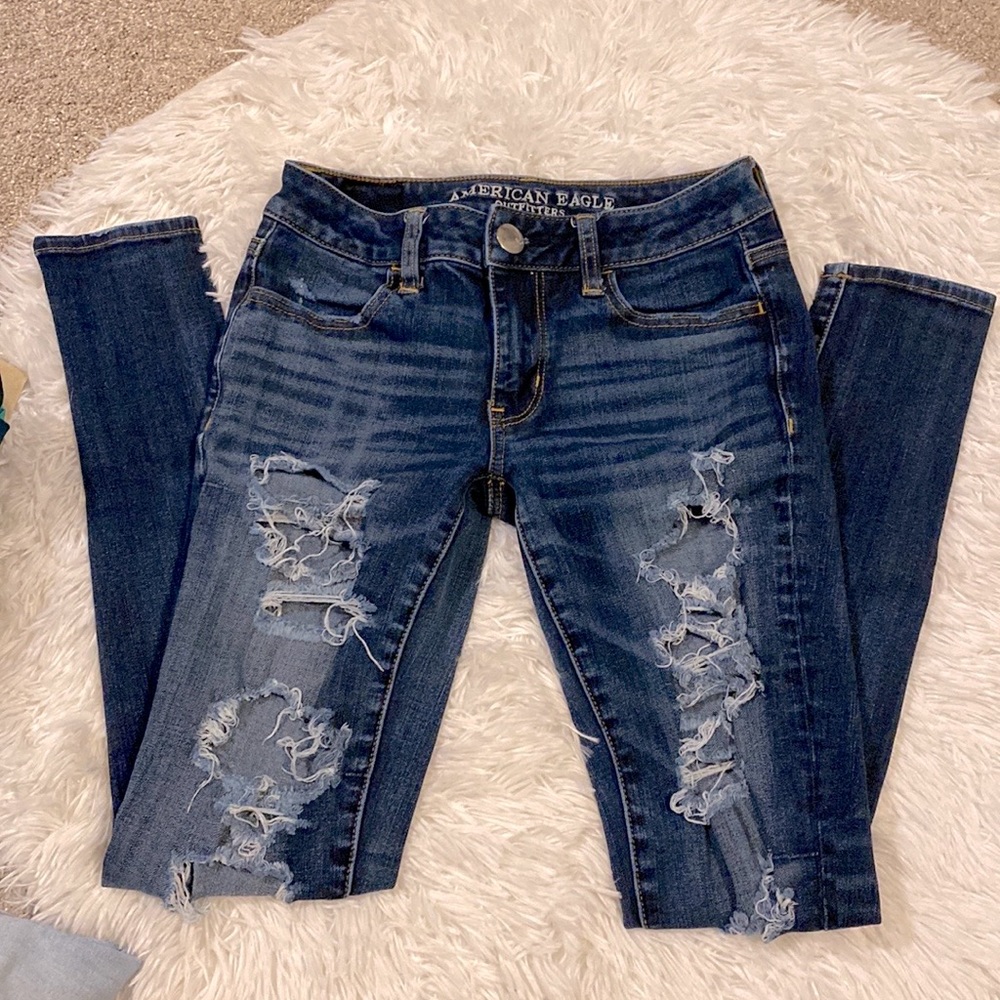 American Eagle Outfitters Distressed Dark Blue Skinny Jeans